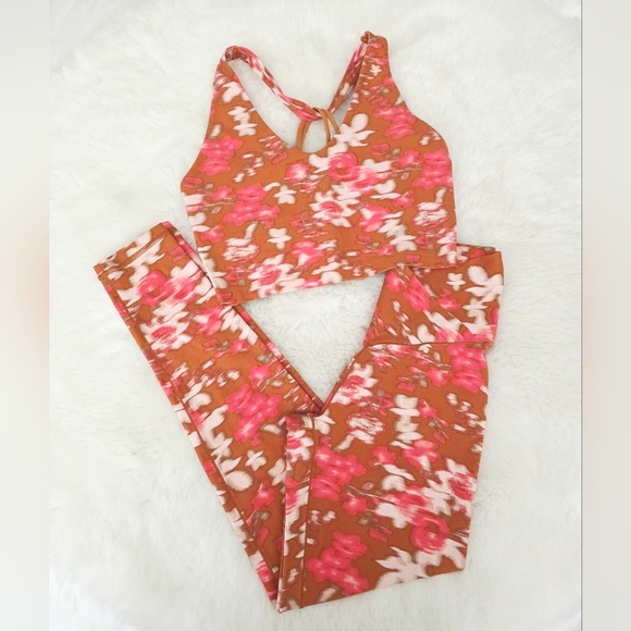 OFFLINE BY AERIE🤎 REAL ME SPORTS BRA AND LEGGINS SIZE M